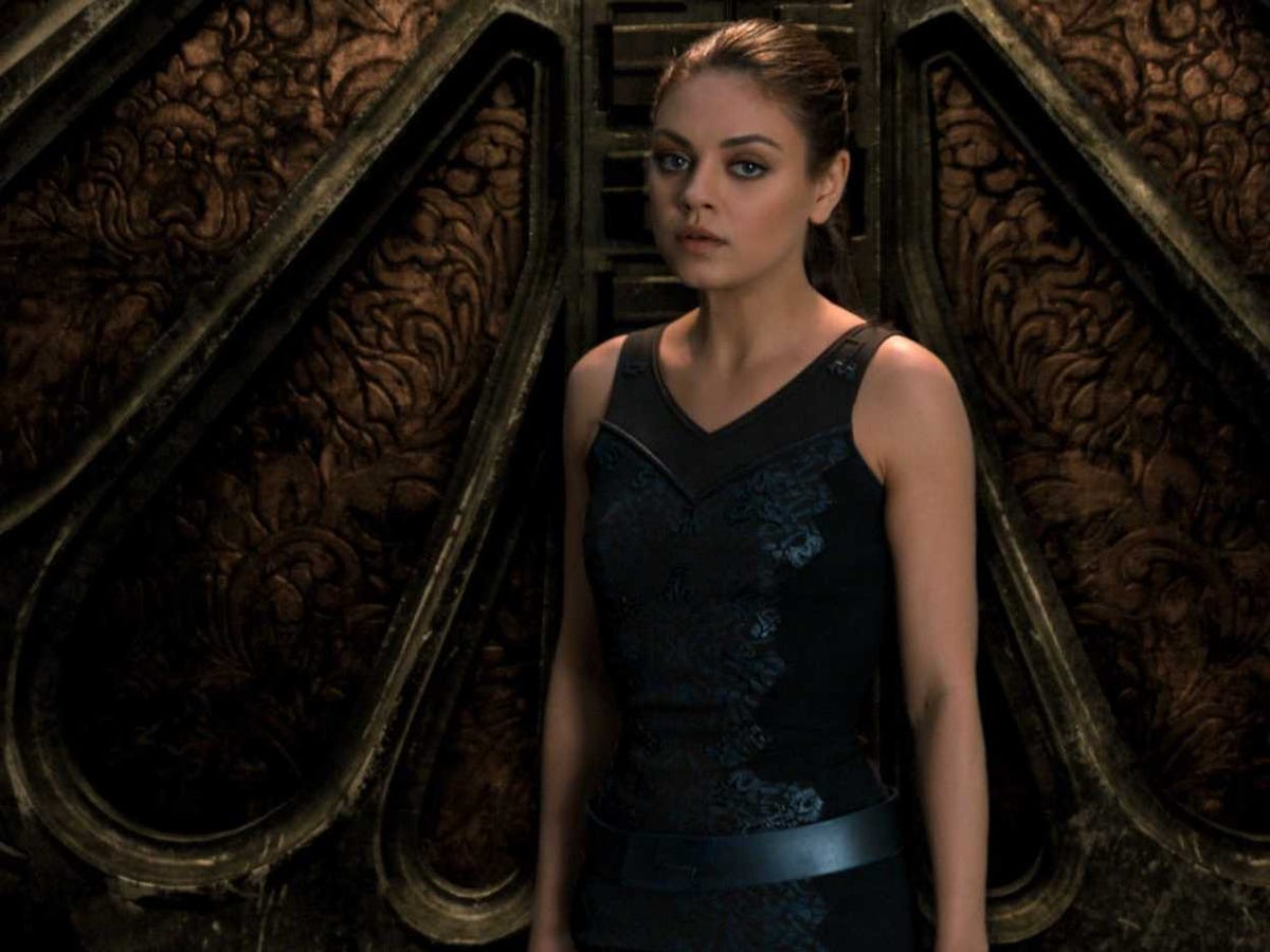 United States of the Solar System (3) - Page 11 Mila-kunis-jupiter-ascending-4