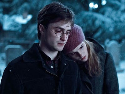 Flightless Birds Harry-potter-and-hermione-in-harry-potter-and-the-deathly-hallows