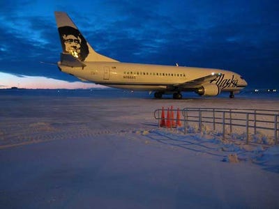 [Internacional]Menino de três anos é expulso de avião por birra  Alaska-airlines