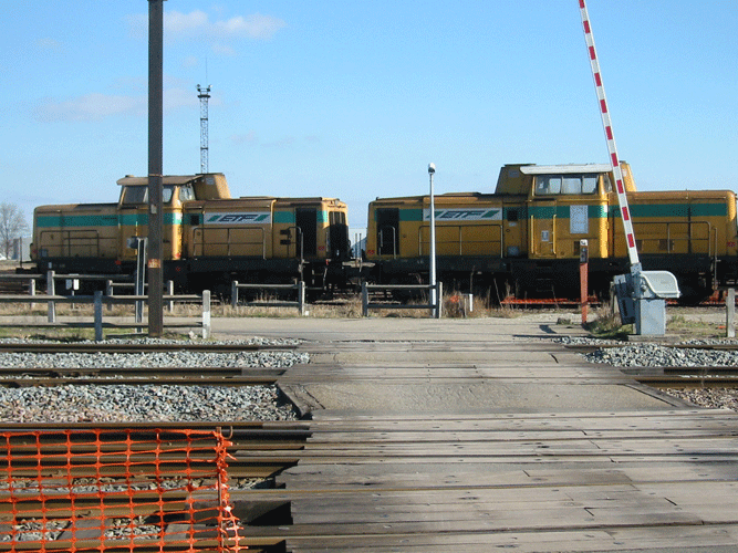 un autorail prêt pour la casse Locoprive1