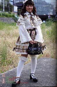 Gothic Lolita ! - Page 3 13148402_p