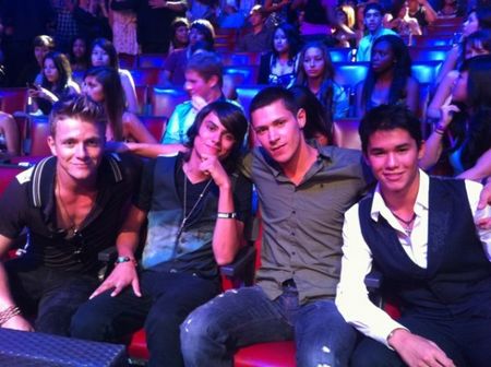 Teen Choice Award 2010... - Page 4 55900213_p