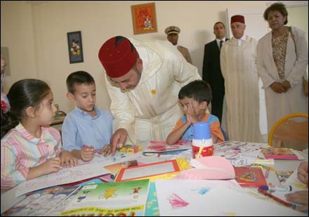 صور للملك محمد السادس والعائلة الملكية المغربية. 7919022_m
