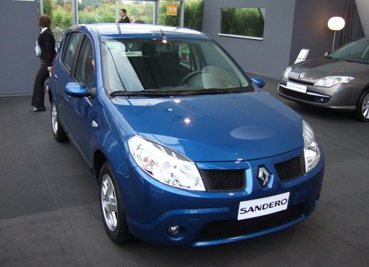 Dacia Sandero 17984864