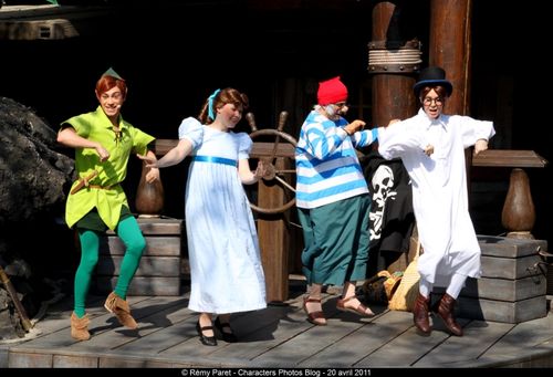 [Spectacle] "En Suivant le Guide avec Peter Pan" (du 6 avril 2011 au 4 mars 2012) - Page 12 64333011_m