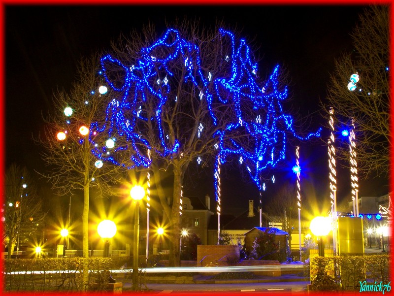 Photos de nuit des décorations de Noël dans votre ville - Page 4 8943119
