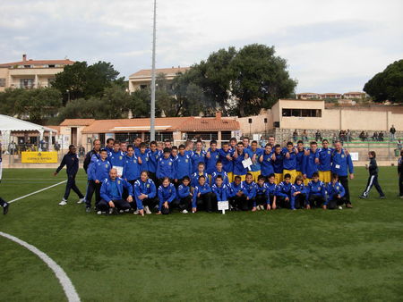 FC CALVI // CFA JOUEURS ET COACHS  38347237_p