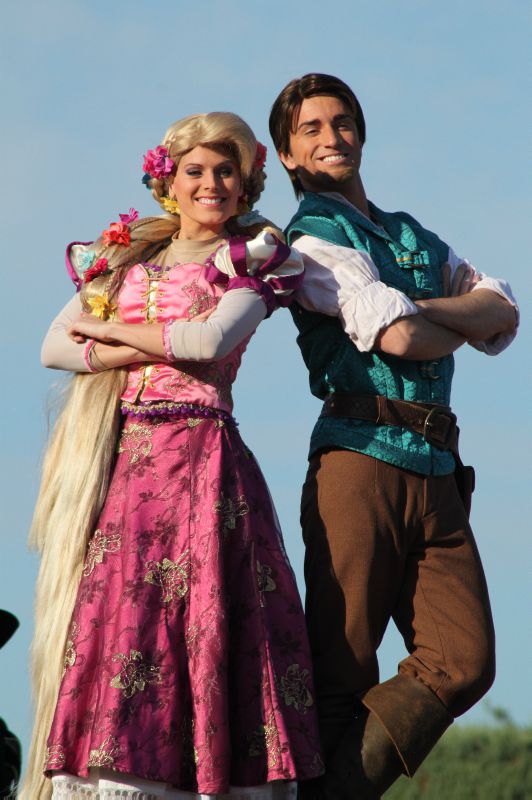 Photos avec les Personnages Disney - Page 25 70287294