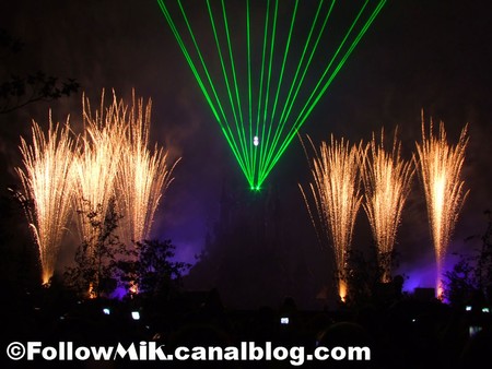 Vos photos des feux d'artifice et show nocturne ! 16346605_p