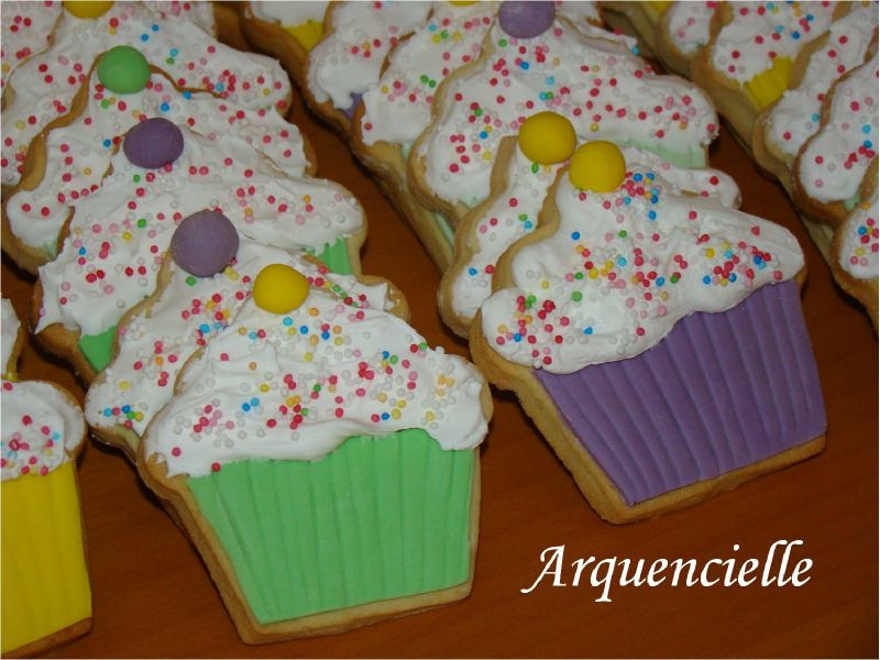 CUP CAKE géant ou apparence cupcake - Page 3 69278890