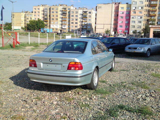 BMW E39 540i :6999 B7e612105aeea510