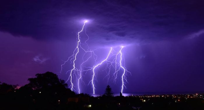 Spectacular Lightning Storm Strikes Adelaide in Southern Australia on October 26 2014 Adelaide-lightning-storm-australia-october-2014-Brighton-Beach-SA.