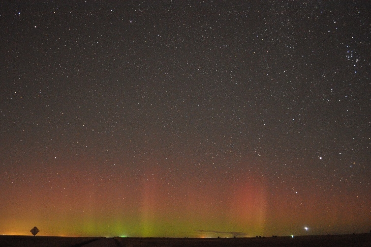 Sang mystérieuse aurores rouges illuminent les cieux au-dessus des Etats-Unis Aurora-september-9-geomagnetic-storm-1