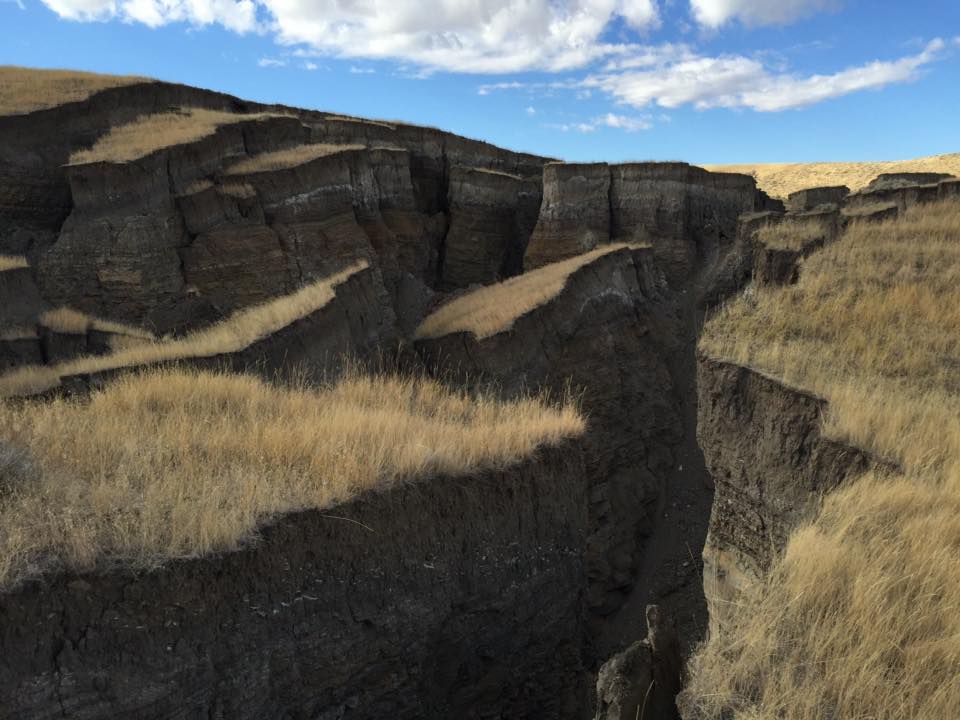 NIBIRU, ULTIMAS NOTICIAS Y TEMAS RELACIONADOS (PARTE 22) - Página 21 Giant-crack-wyoming-1