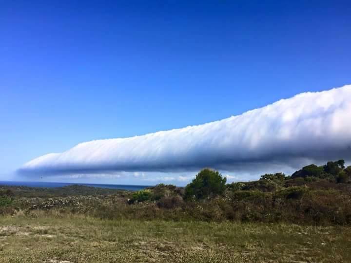 NIBIRU, ULTIMAS NOTICIAS Y TEMAS RELACIONADOS (PARTE 22) - Página 13 Roll-cloud-australia-2