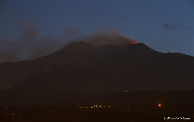 Mount Etna is roaring back again Etna-eruption-may-17-2016-1