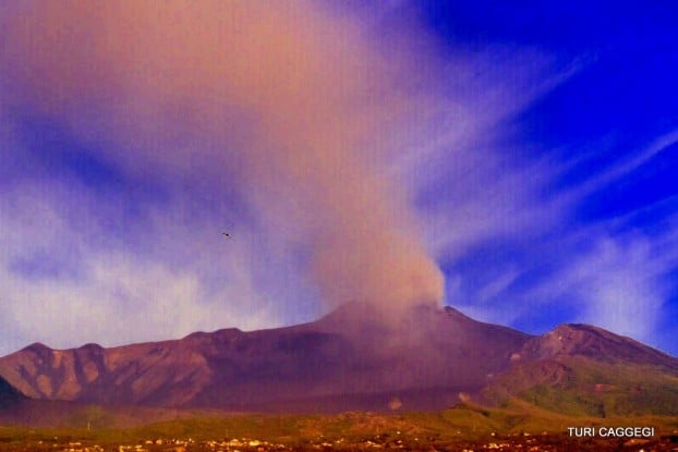 Mount Etna is roaring back again Etna-eruption-may-17-2016-4