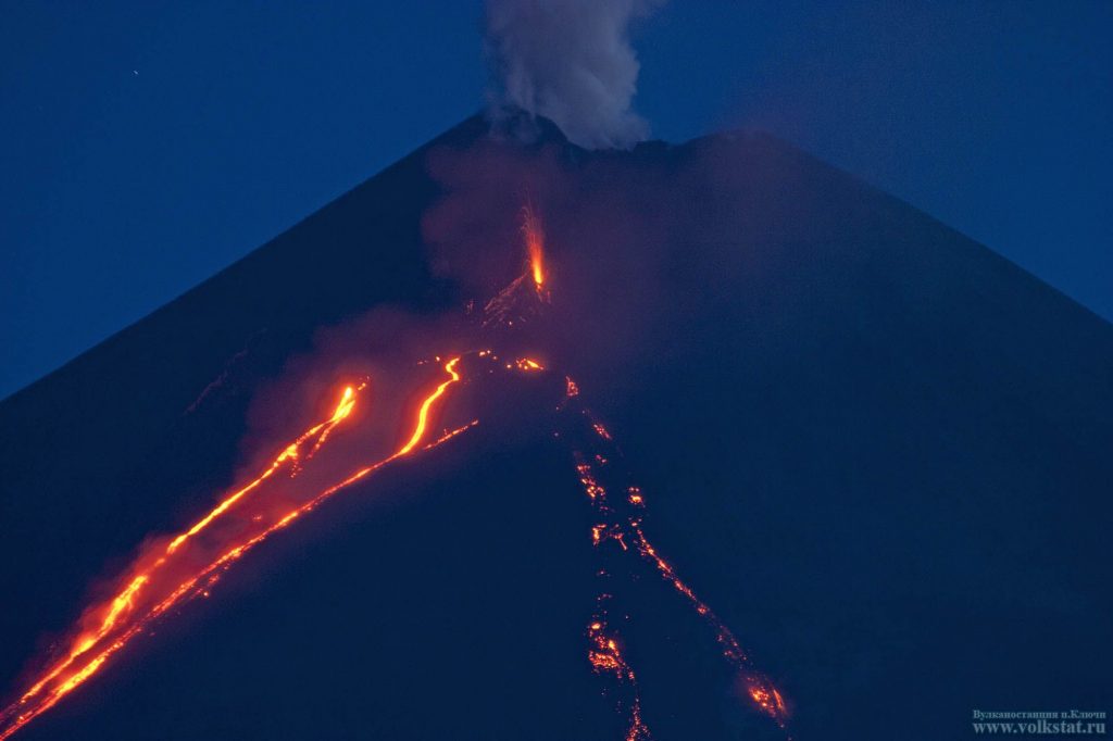 Volcanic unrest around the world Kamchatka-volcano-1