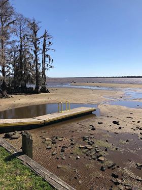 Water disappears in the Pamlico and Neuse rivers in North Carolina! Water-disappears-Pamlico-and-Neuse-rivers-North-Carolina-march-2018-1