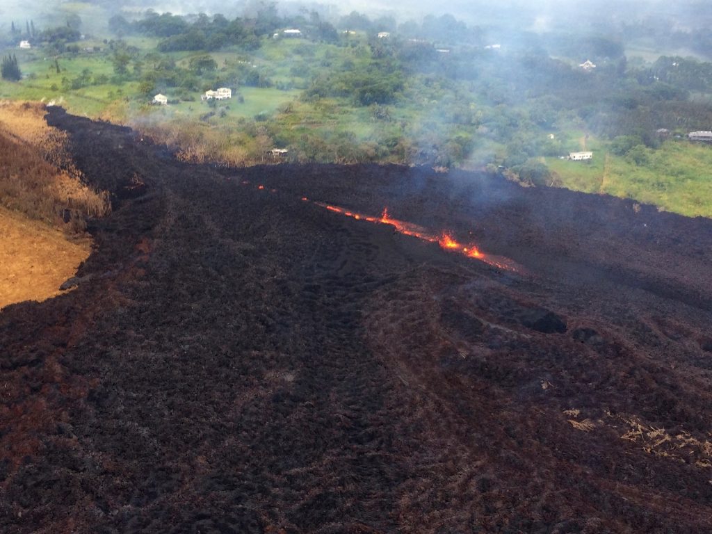 Volcanic eruption update: Kilauea volcano (Hawaii), Popocatepetl volcano (Mexico) and Sinabung volcano (Indonesia) Kilauea-volcanic-eruption-cracks-2-1024x768