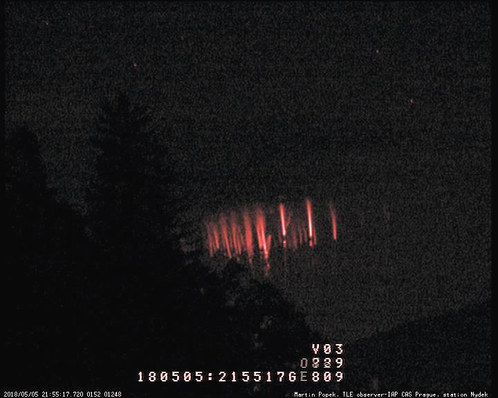 Rare red sprites storm in action: 48 Mysterious electric tendrils light up the sky over Croatia in just an hour! Red-sprites-storm-in-action-croatia-3