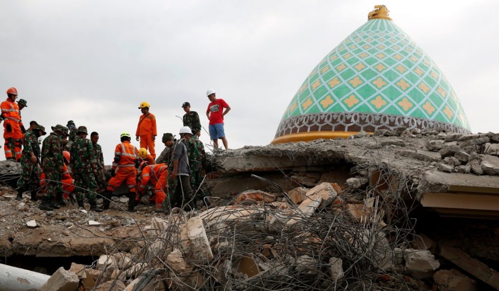 New shallow 6.2 magnitude earthquake hits Indonesia’s Lombok  Lombok-earthquake-august-9-2018-2-1024x597