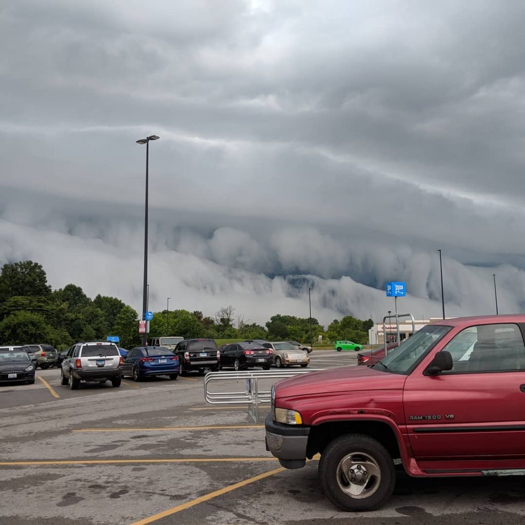 Beautiful and terrifying: Apocalyptic cloud engulfs Anna, Illinois  Terrifying-cloud-illinois-anna-4-1024x1024