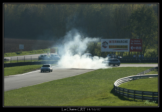 Sortie circuit la Chatre le 14/10/2007 avec le CRT - Page 8 IMG_3597-border