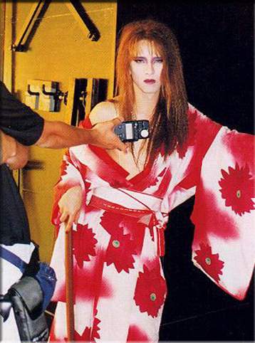 les japonais les + beau - Page 2 Yoshiki15