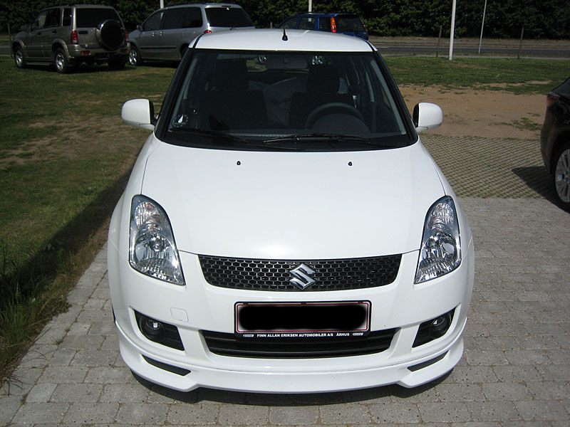 Екстериорни снимки на SUZUKI SWIFT от чужбина. - Page 2 2007