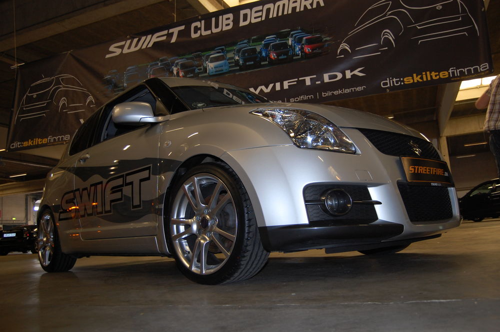 Екстериорни снимки на SUZUKI SWIFT от чужбина. 2329