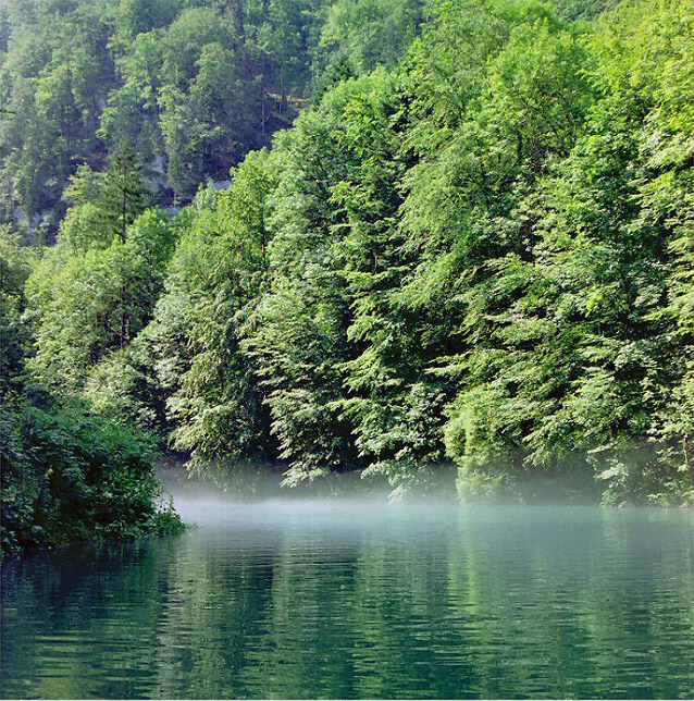 سويسرا جمال ربانى - صفحة 2 Lake-near-undervelier