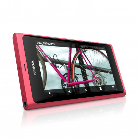 Nokia N9 Magenta Pink