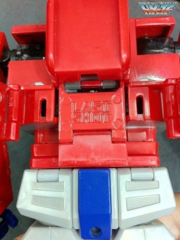 [Masterpiece Takara Tomy] MP-1L CONVOY FINAL EDITION (Optimus Prime) - Sortie Mars 2011 1BrpJZpQ