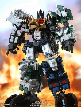 [Combiners Tiers] FANSPROJECT SAURUS RYU-OH aka DINOKING - Sortie 2015-2016 4lmxlYZZ