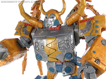 [Masterpiece Hasbro] 25TH ANNIVERSARY UNICRON with KRANIX - Sortie Septembre 2011 4tq5CTFr