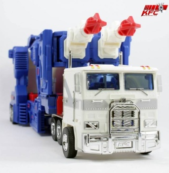 [Masterpiece Tiers] KFC EM P3 CITIZEN STACK aka ULTRA MAGNUS - Sortie Avril 2014 GKIwQ90x