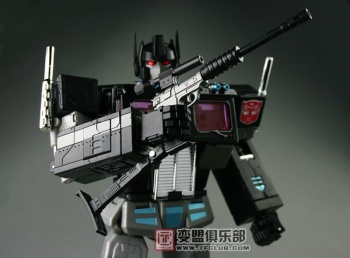 [Masterpiece Takara Tomy] MP-1B CONVOY BLACK VERSION - Sortie Novembre 2009 I7EWlkzO