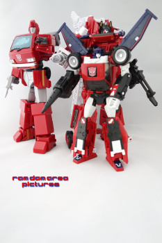 [Maketoys] Produit Tiers - MTRM-03 Hellfire (aka Inferno) et MTRM-05 Wrestle (aka Grapple/Grappin) - Page 4 K97dJZ6g