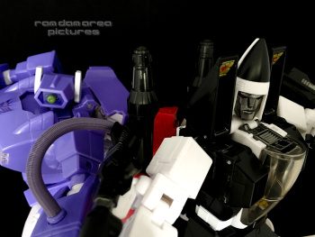 [Masterpiece] MP-29 Shockwave/Onde de Choc - Page 4 M1xLMuh4