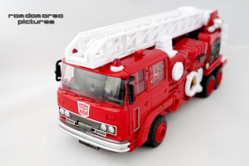 [Maketoys] Produit Tiers - MTRM-03 Hellfire (aka Inferno) et MTRM-05 Wrestle (aka Grapple/Grappin) - Page 4 V3XfeSWt