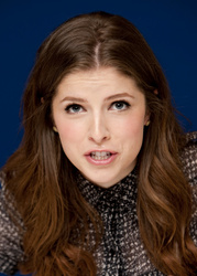  Nuevos Postraits de Anna Kendrick (HQ) AaaPLMSY