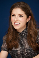  Nuevos Postraits de Anna Kendrick (HQ) AaanjlVr