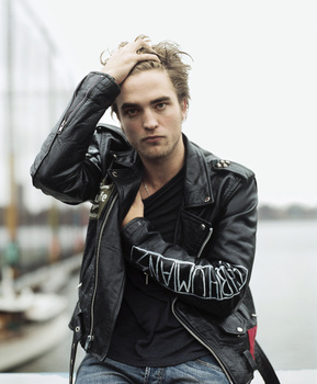 7 Enero-Recordando a Rob para la revista "Dossier" AabMq0W5