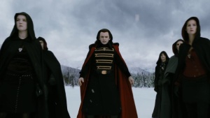 [Breaking Dawn - Part2] Photos promo, vidéos, stills et captures du film [spoilers] - Page 26 AaeUPGnt