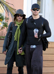 Kellan Lutz - Imagenes/Videos de Paparazzi / Estudio/ Eventos etc. - Página 21 AagscSDd