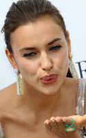 Irina Shayk AahFCDtR