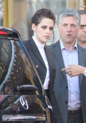 Kristen Stewart - Imagenes/Videos de Paparazzi / Estudio/ Eventos etc. - Página 24 Aahzee1q