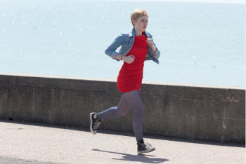 Dakota Fanning: 2 nuevos stills de Now is Good Aaikbxzd