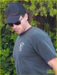 Fotos Tom Welling candids - paparazzi AajlVDzf